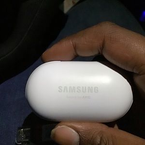 Samsung AirPods